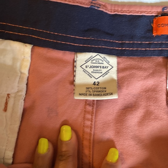 🎉Host Pick🎉Men’s St. John’s Bay Shorts pink and Blue 42 - Picture 2 of 3